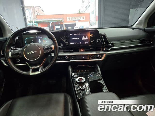 Kia Sportage 2023 — Şəkil 9/10