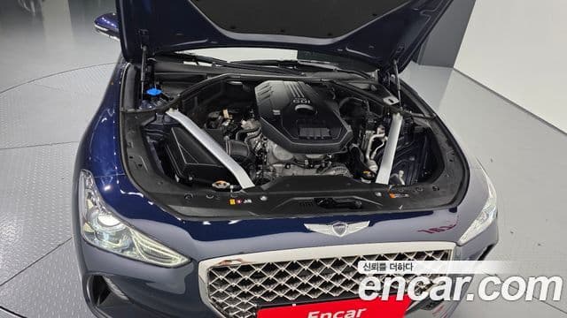 Genesis G70 2018 — ფოტო 6/20