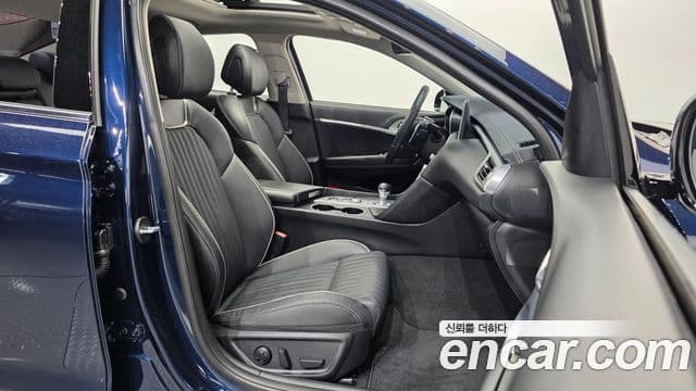 Genesis G70 2018 — ფოტო 11/20
