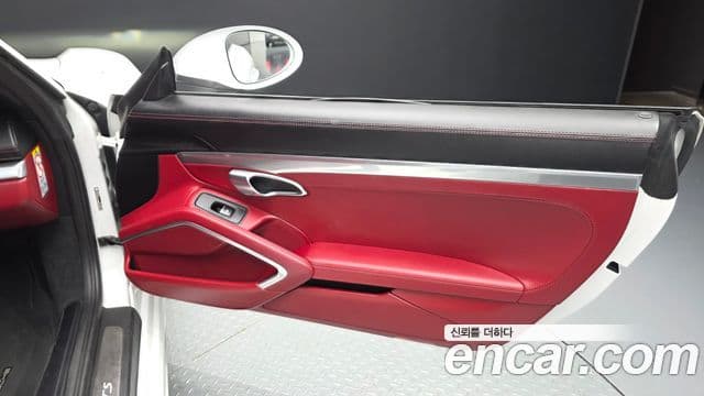 Porsche 718 Boxster 2019 — ფოტო 33/36