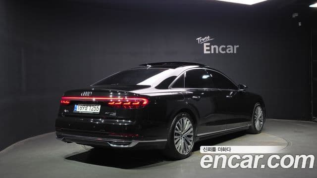 Audi A8 2021 — Şəkil 2/20
