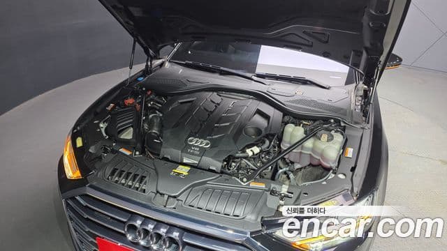 Audi A8 2021 — Şəkil 6/20