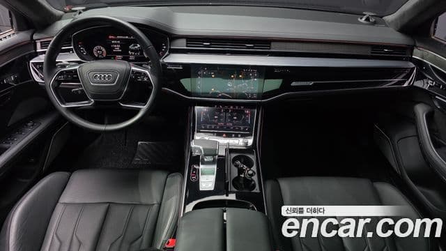 Audi A8 2021 — Şəkil 7/20