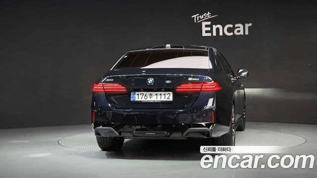 BMW 5 Series 2025 — Şəkil 3/20