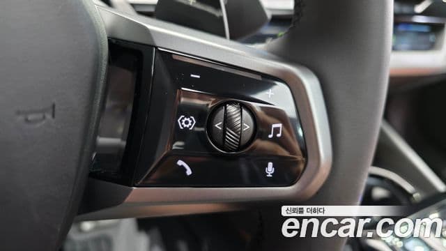 BMW 5 Series 2025 — Photo 32/32
