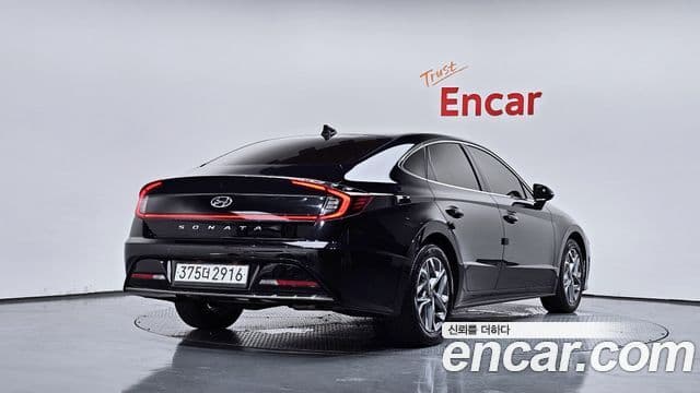 Hyundai Sonata 2022 — ფოტო 2/20