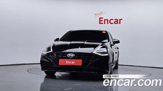 Hyundai Sonata 2022 — ფოტო 3/20