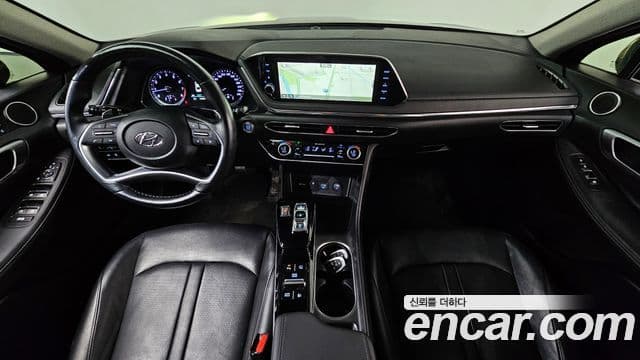 Hyundai Sonata 2022 — ფოტო 7/20