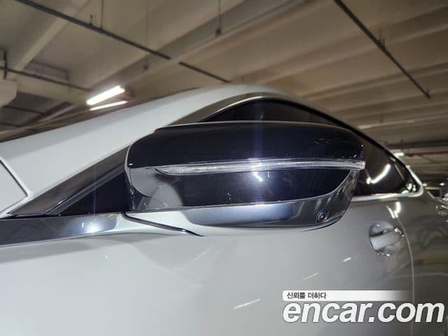 BMW 8 Series 2022 — Photo 9/20