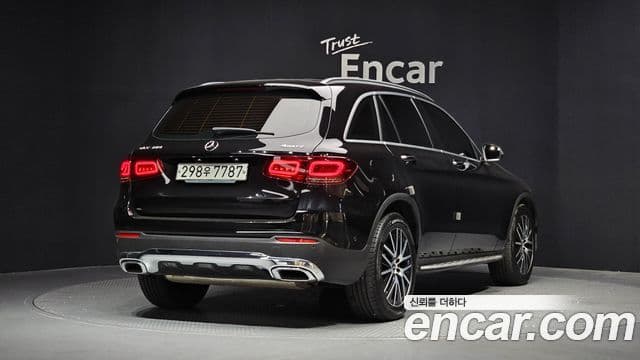 Mercedes-Benz GLC-Class 2020 — Şəkil 2/20