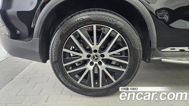 Mercedes-Benz GLC-Class 2020 — Şəkil 5/20