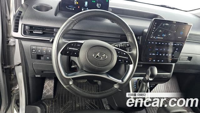 Hyundai Staria 2022 — Фото 12/20