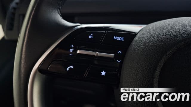 Hyundai Staria 2022 — Фото 13/20