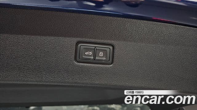 Audi Q7 2020 — фото 20 из 20