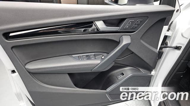 Audi Q5 2022 — Photo 32/34