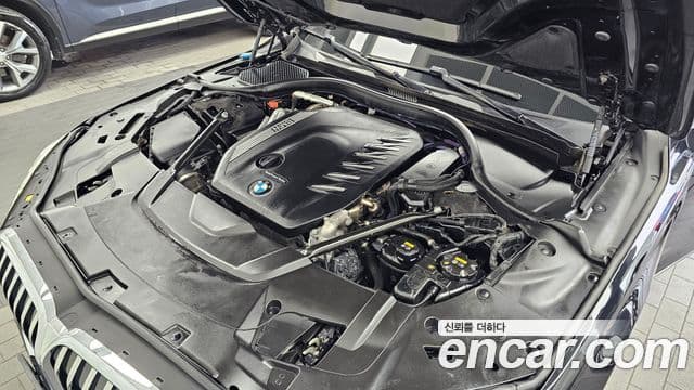BMW 7 Series 2021 — Photo 12/20