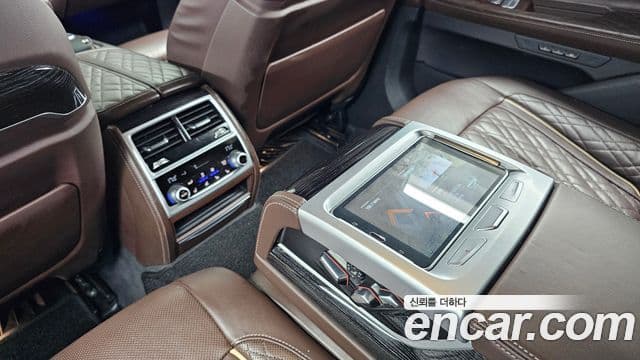 BMW 7 Series 2021 — Photo 10/20