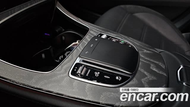 Mercedes-Benz E-Class 2022 — Şəkil 20/20