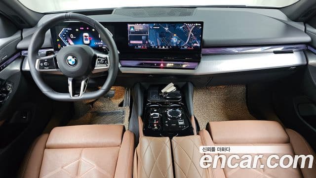 BMW 5 Series 2025 — ფოტო 7/20