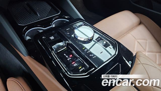 BMW 5 Series 2025 — ფოტო 9/20