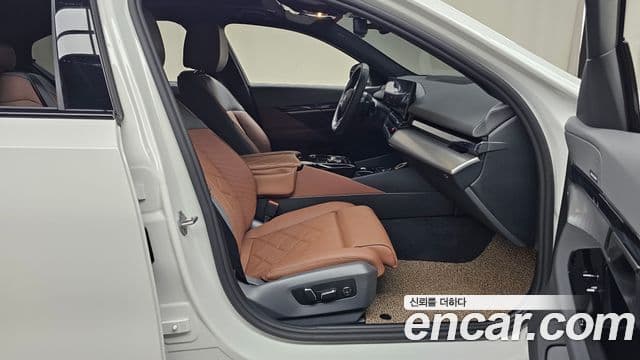 BMW 5 Series 2025 — Photo 15/31