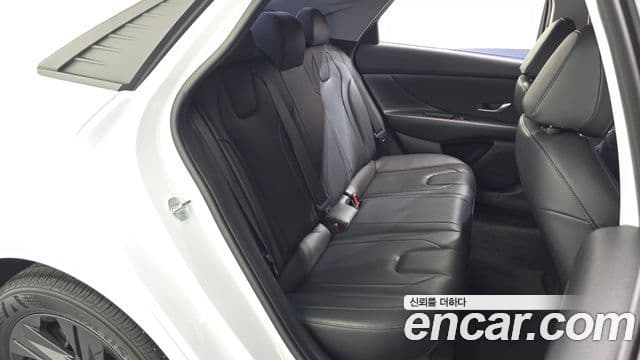 Hyundai Avante 2023 — Şəkil 12/20