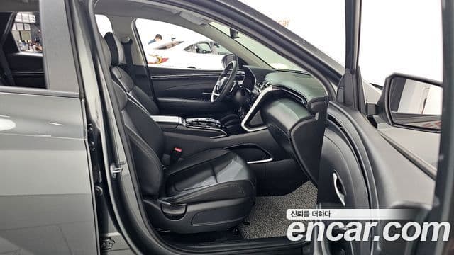 Hyundai Tucson Hybrid 2023 — Şəkil 25/32