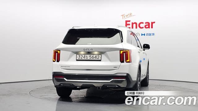 Kia Sorento 2023 — Şəkil 4/20