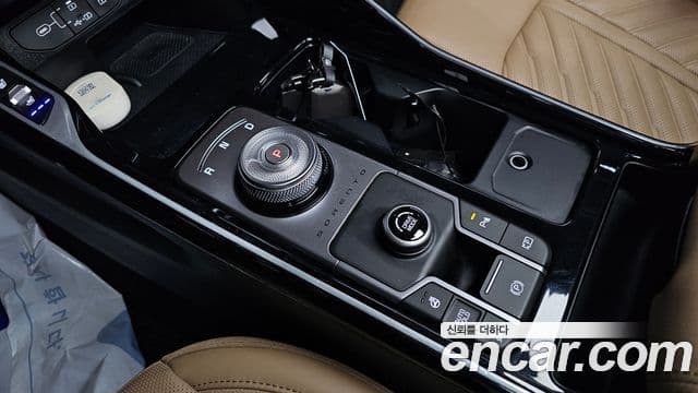 Kia Sorento 2023 — Photo 26/34