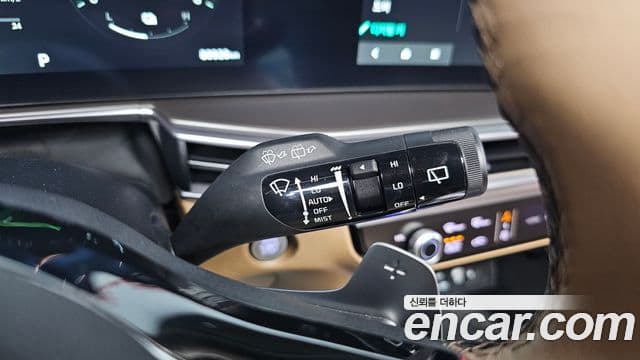 Kia Sorento 2023 — Şəkil 17/20