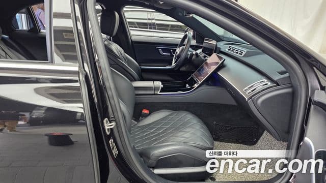 Mercedes-Benz S-Class 2023 — Фото 11/20