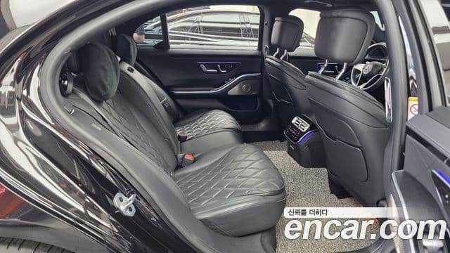 Mercedes-Benz S-Class 2023 — Фото 12/20