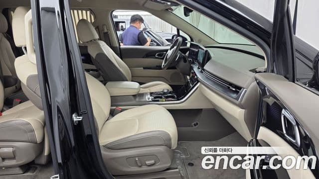 Kia Carnival 2022 — Şəkil 11/20