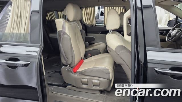 Kia Carnival 2022 — Şəkil 12/20
