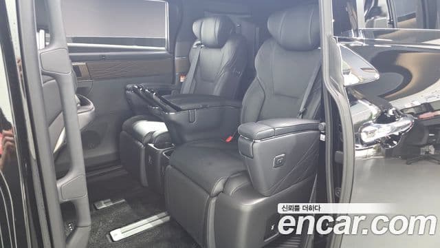 Toyota Alphard 2024 — Şəkil 15/20