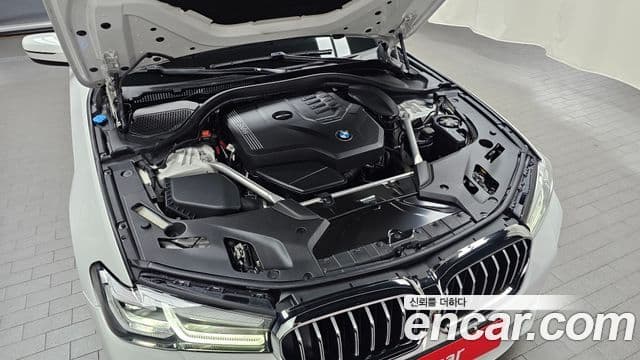 BMW 5 Series 2023 — Фото 6/20