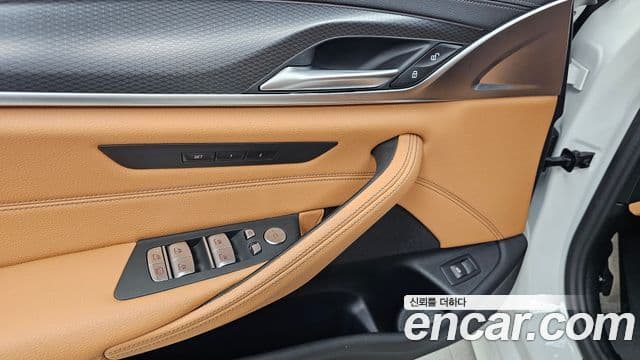 BMW 5 Series 2023 — Фото 20/20
