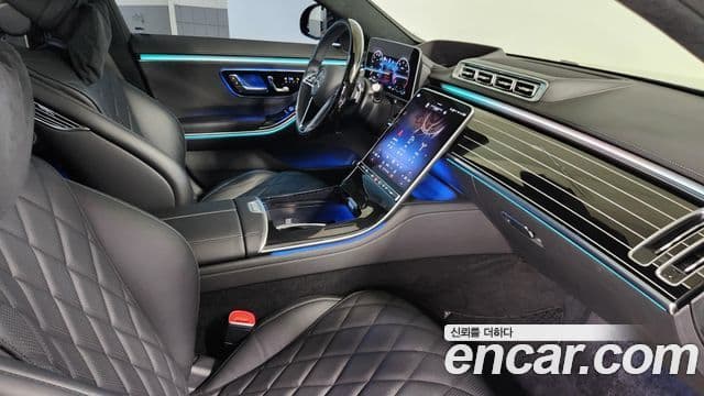 Mercedes-Benz S-Class 2024 — Photo 19/20