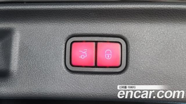 Mercedes-Benz S-Class 2024 — Photo 5/20