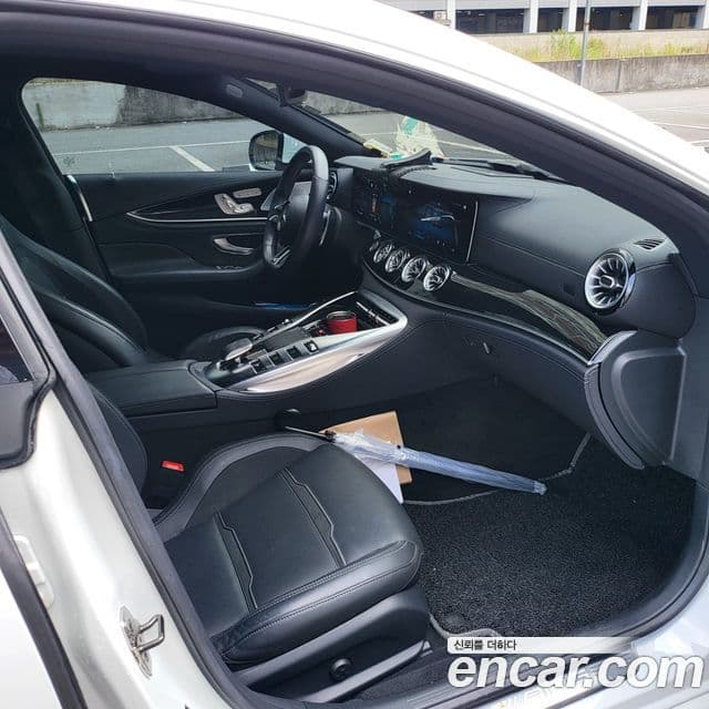 Mercedes-Benz AMG GT 2022 — Photo 17/18