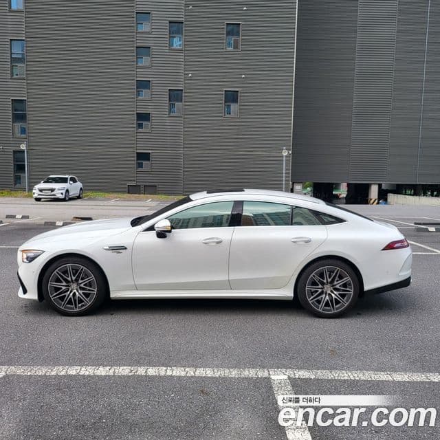Mercedes-Benz AMG GT 2022 — Photo 8/18