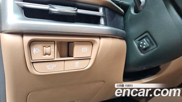 Hyundai Grandeur 2023 — ფოტო 13/20