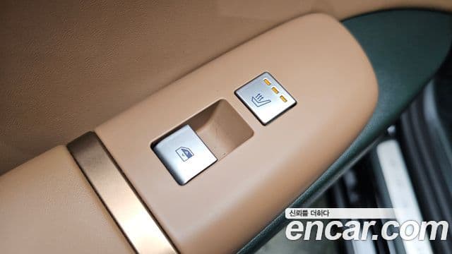 Hyundai Grandeur 2023 — ფოტო 19/20