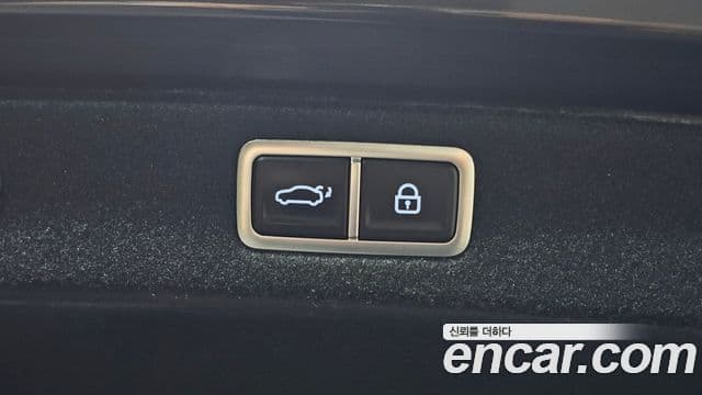 Hyundai Grandeur 2023 — ფოტო 20/20
