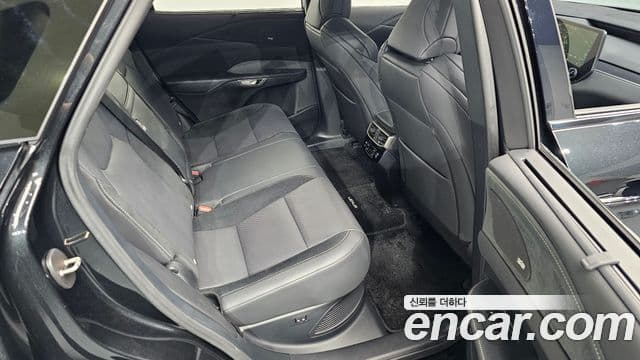 Lexus RX500h 2024 — Şəkil 11/20