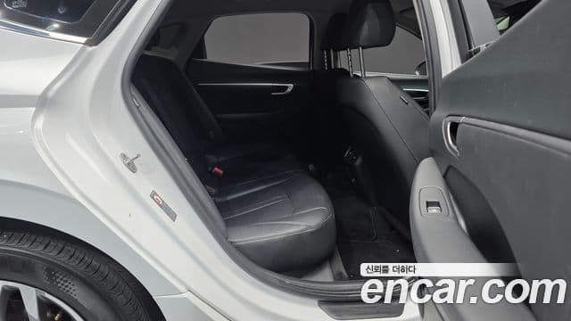 Hyundai Sonata 2022 — Şəkil 11/20
