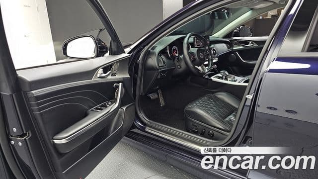 Kia Stinger 2021 — Şəkil 9/20