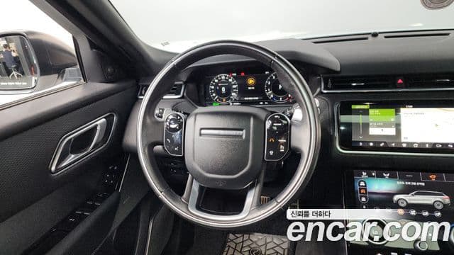 Land Rover Range Rover Velar 2018 — Şəkil 14/20