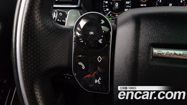 Land Rover Range Rover Velar 2018 — Şəkil 17/20
