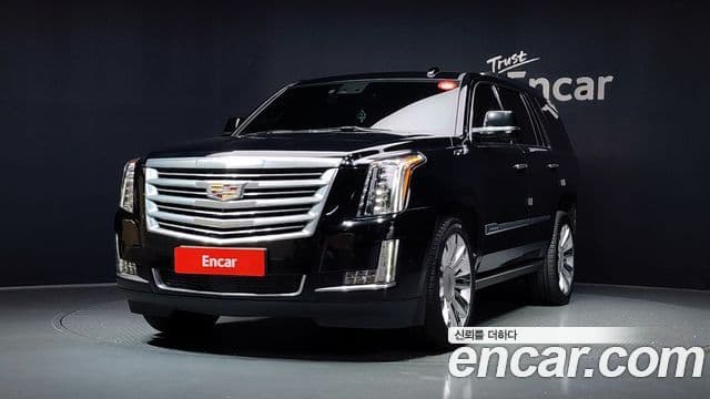 Cadillac Escalade 2020 — ფოტო 1/20